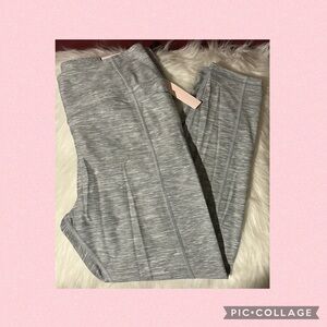 Victoria’s Secret Studio 7/8 Legging